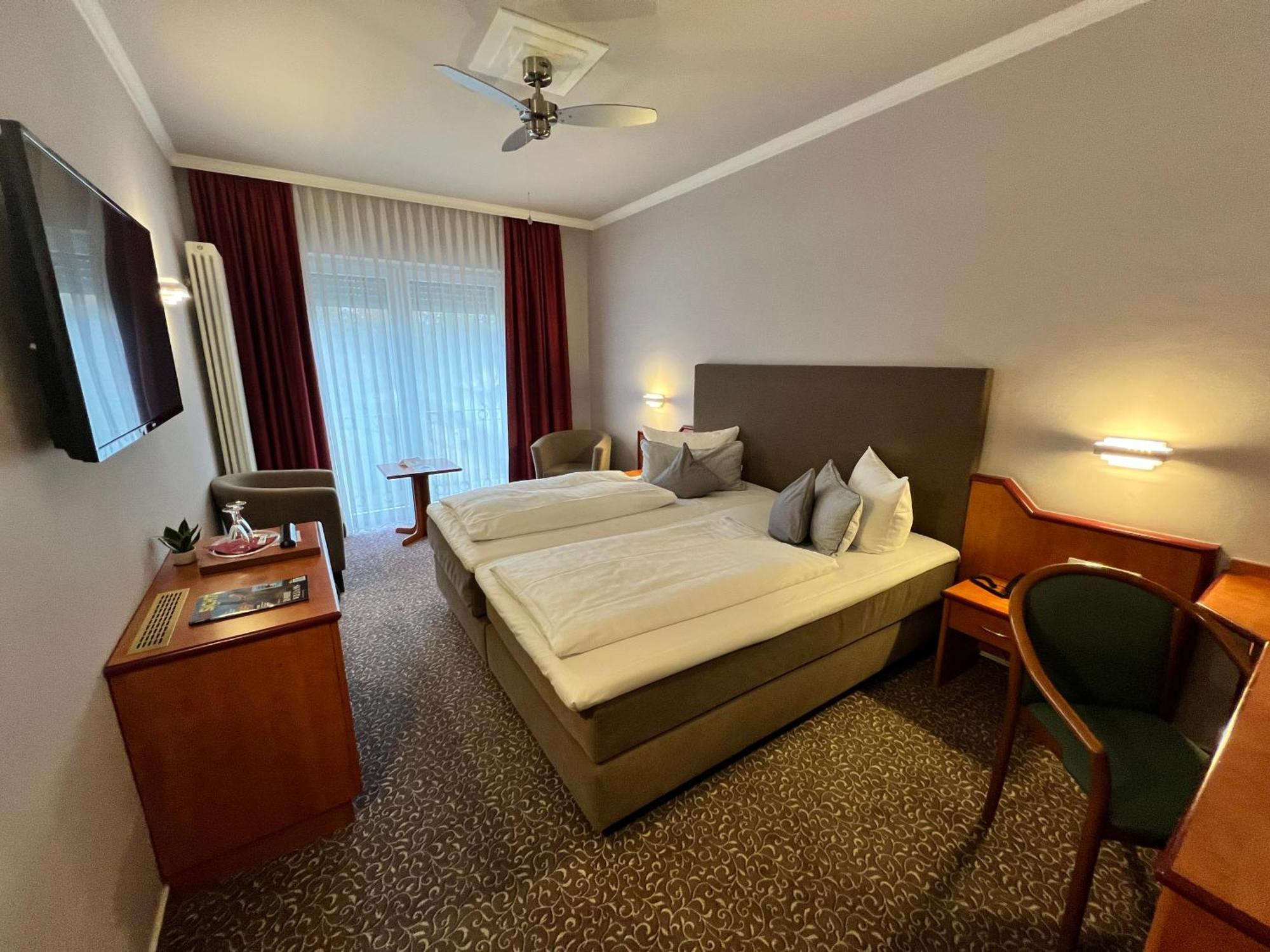 Hotel Victoria Бад-Кройцнах Экстерьер фото